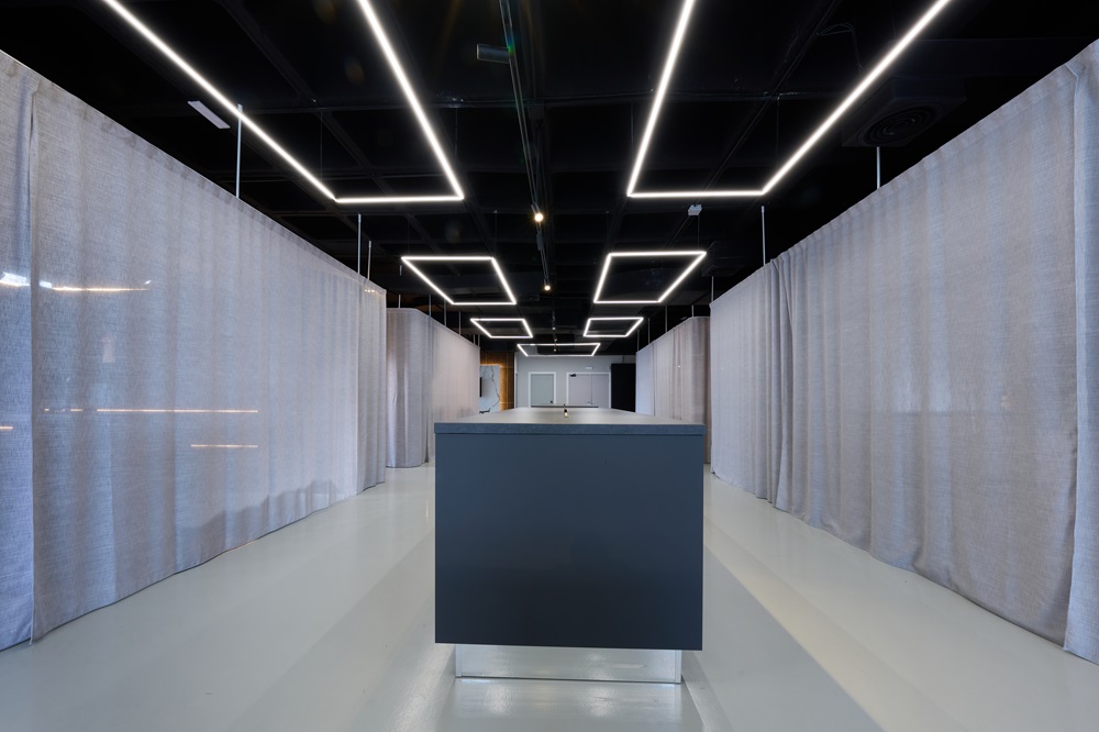 Progressive unveiling concept